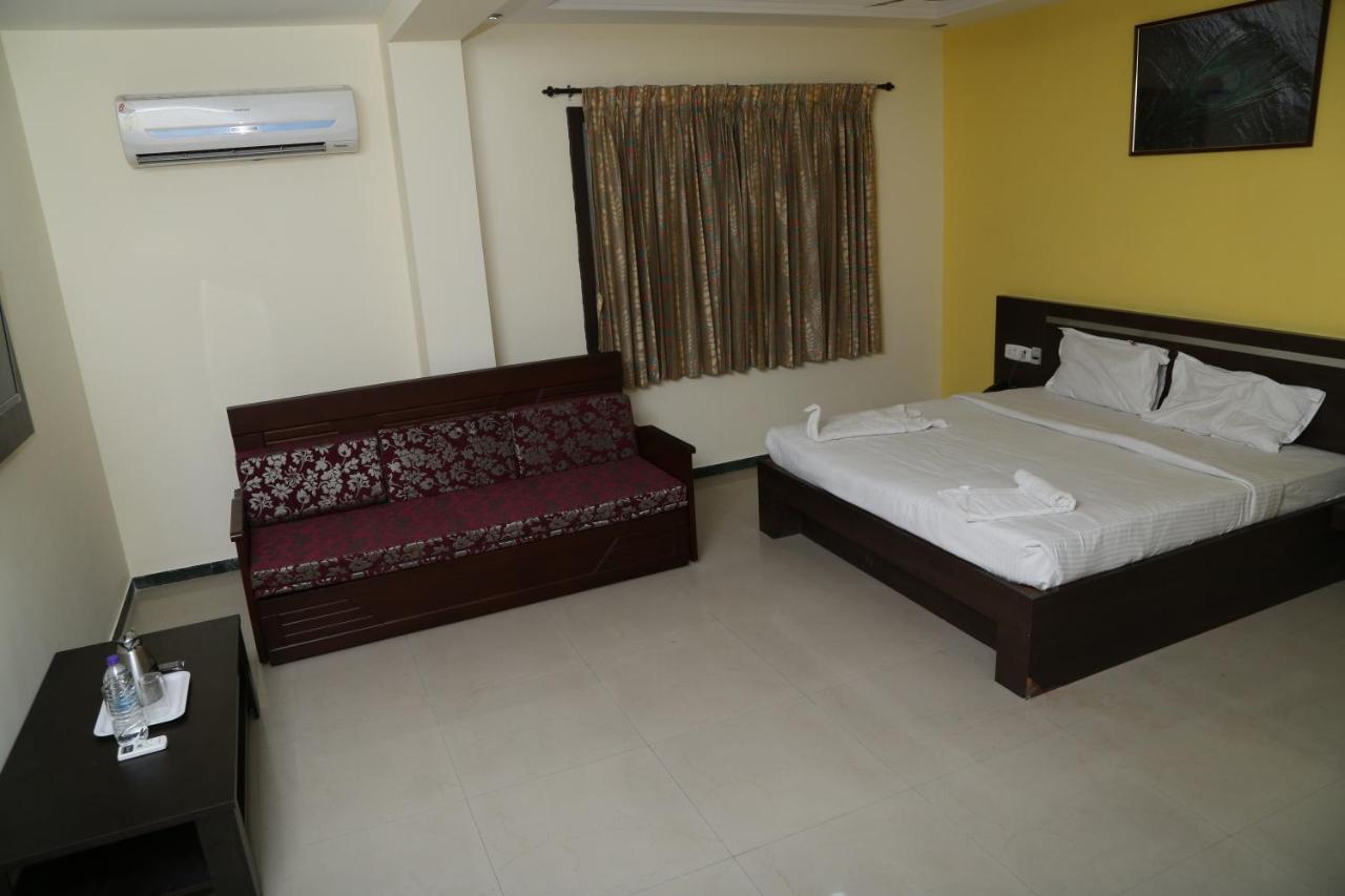Landmaark Hotels Tirupur Exterior foto